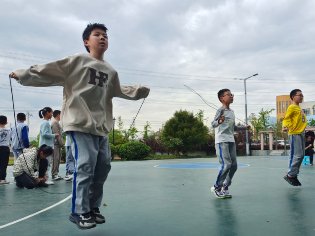 助力孩子們突破聽力障礙掌握流暢的言語表達自信地邁向社會 助力孩子們突破聽力障礙掌握流暢的言語表達自信地邁向社會