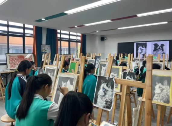 家長對教育質量越來越好家長的教育理念正發生著底子改變