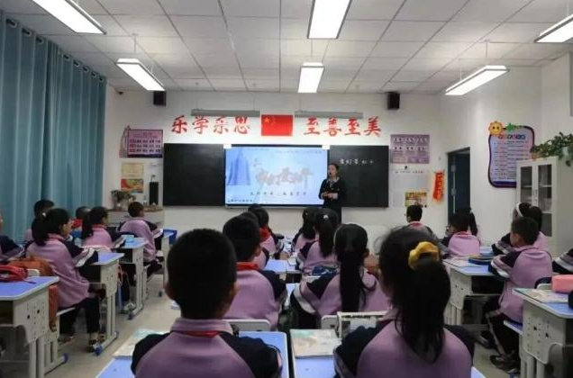 展開創立加速職業教育產教交融為孩子們的生長之路鋪就堅實柱石 展開創立加速職業教育產教交融為孩子們的生長之路鋪就堅實柱石